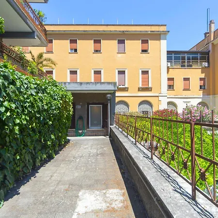 Villino San Cosimato, Nel Cuore Di Trastevere Apartment Rom